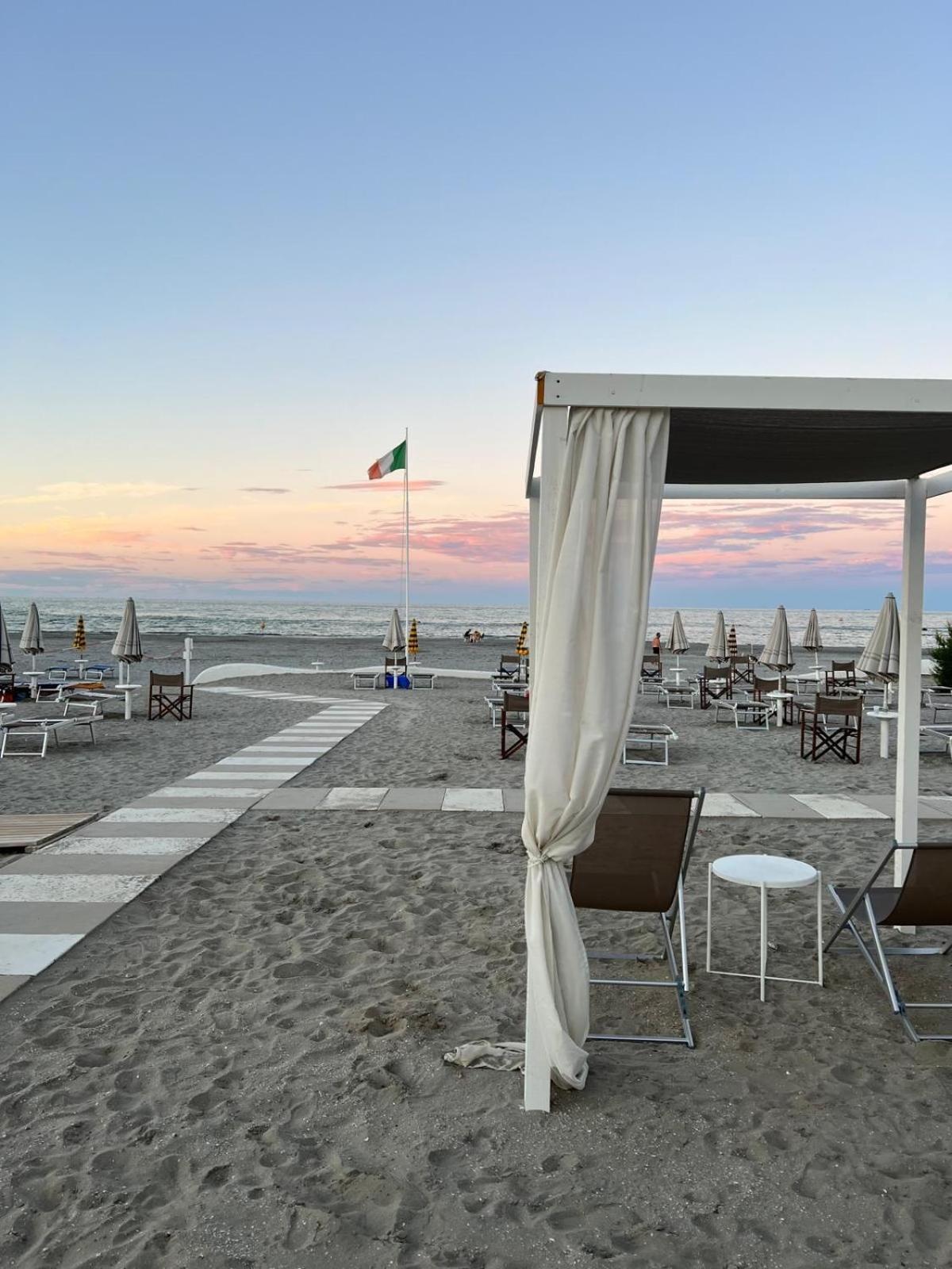 Hotel Stella - Casa Per Ferie Bellaria-Igea Marina Zewnętrze zdjęcie